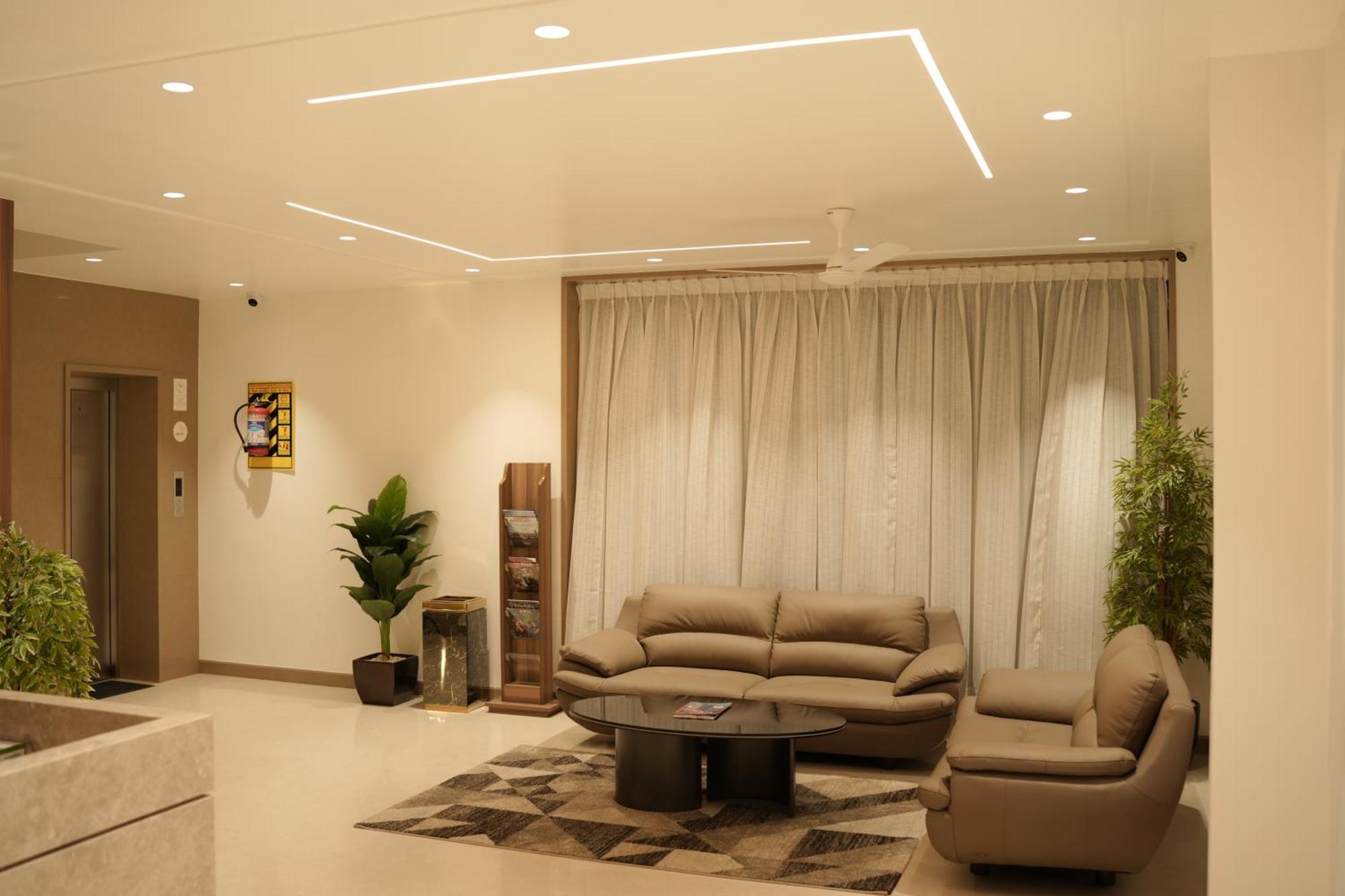 Отель Kongu Residency Karur  Экстерьер фото
